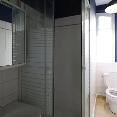 Immeuble L'essai Hotel